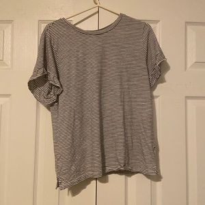 Stripped ruffle t-shirt